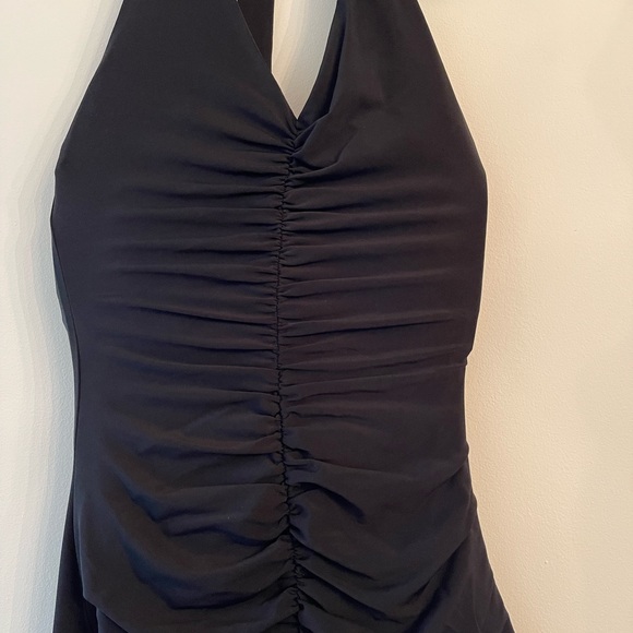 Time to have fun with this dress!! - Picture 5 of 5